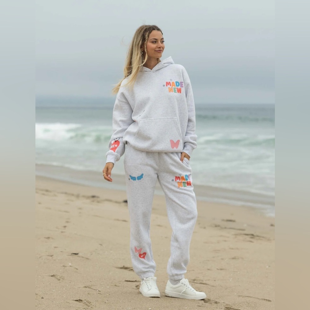 Elevated Fairh Hoodie - Picture 3 of 8